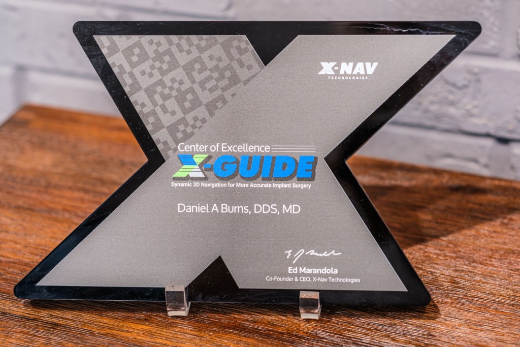 x-guide plaque