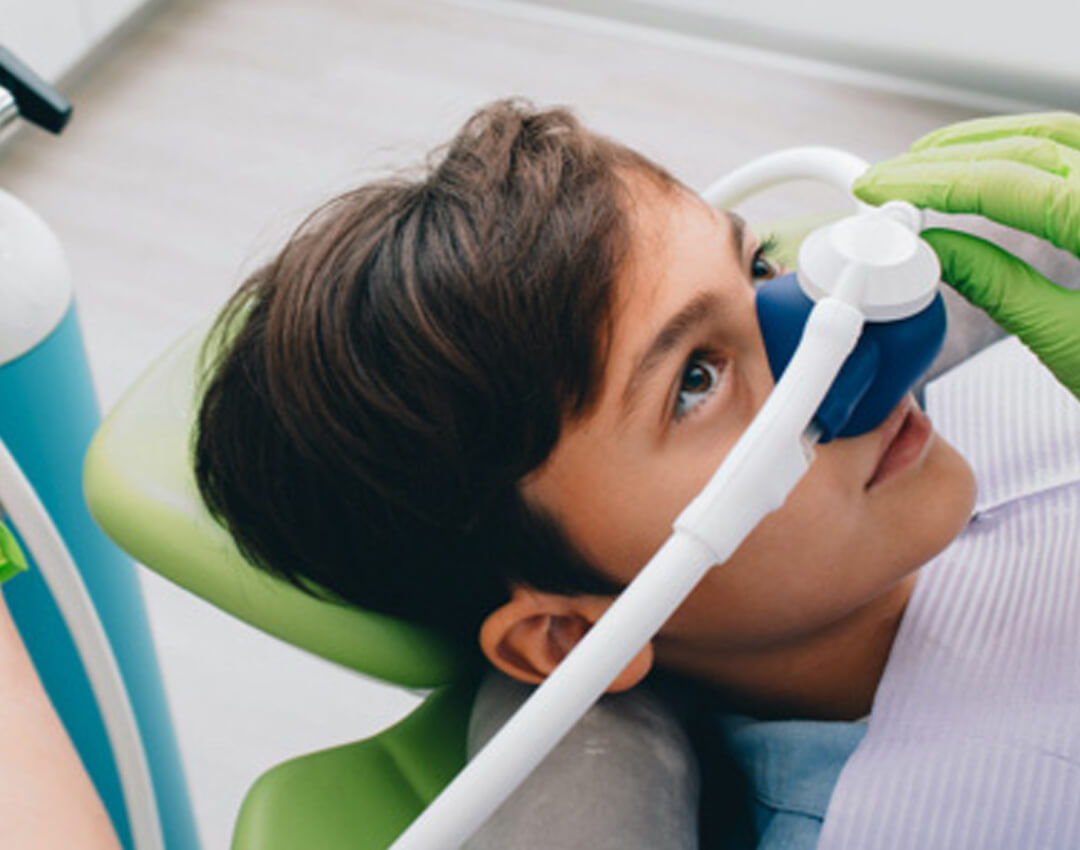 nitrous oxide in dental chair
